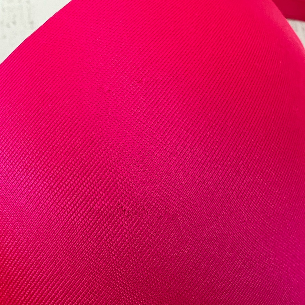 36B Victoria’s Secret Miraculous Plunge Bombshell Push Up Bra - Picture 11 of 11